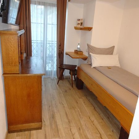 Wirgarten Antik Hotel Dingolfing Extérieur photo
