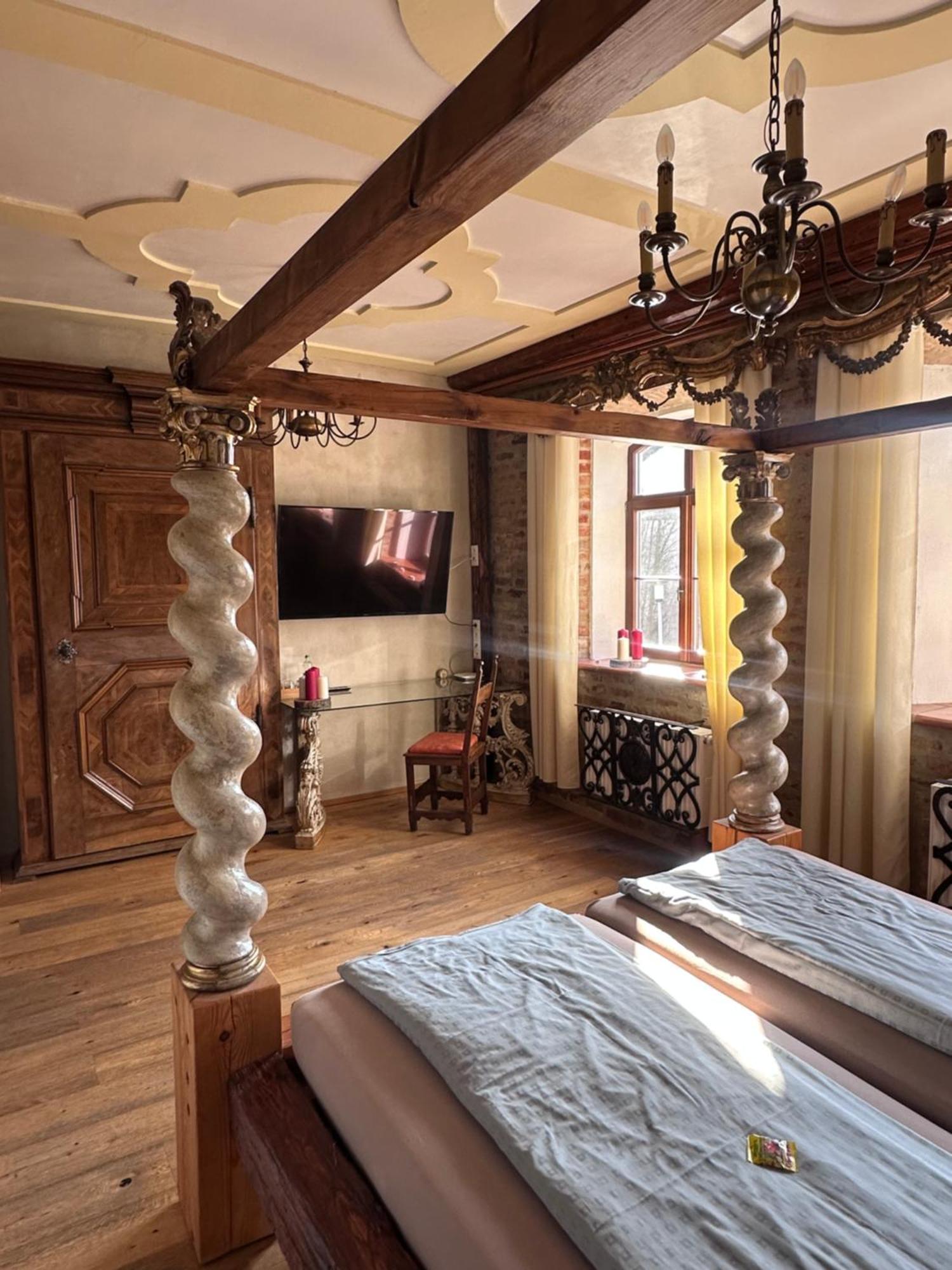 Wirgarten Antik Hotel Dingolfing Extérieur photo