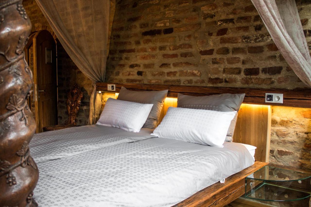 Wirgarten Antik Hotel Dingolfing Extérieur photo